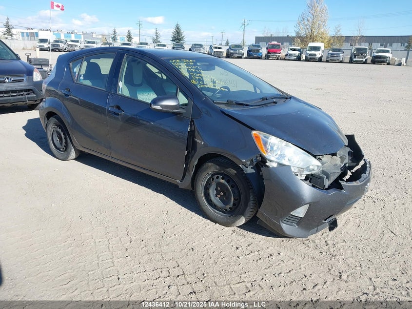 JTDKDTB35D1538926 2013 Toyota Prius C auction photo 1