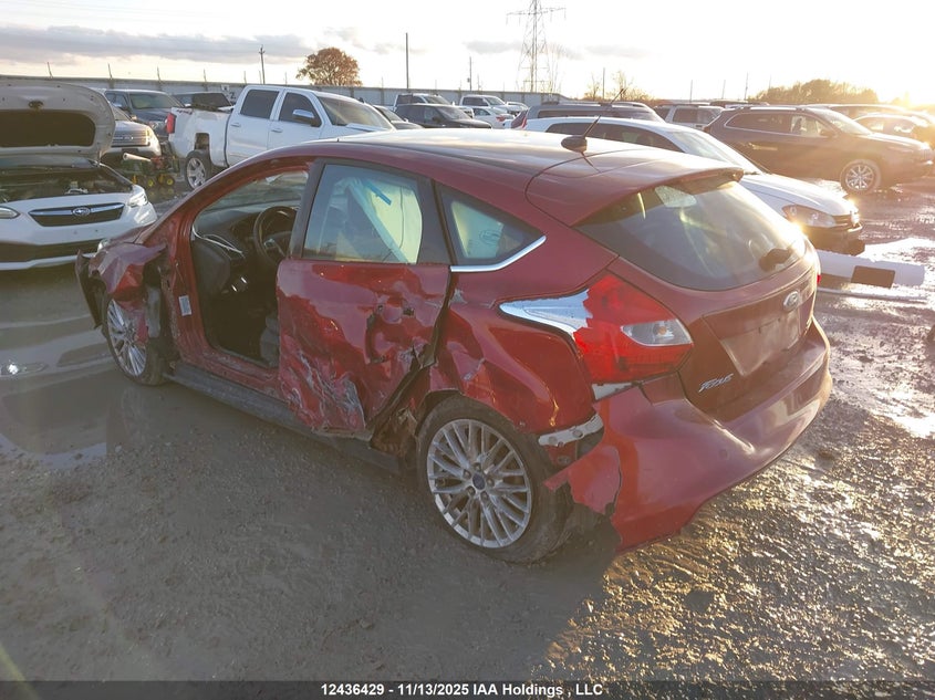 1FADP3N21DL128332 2013 FORD FOCUS photo no. 3