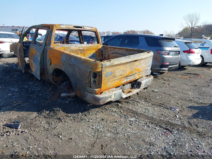 3C6RR7KT7KG681213 2019 RAM 1500 photo no. 3