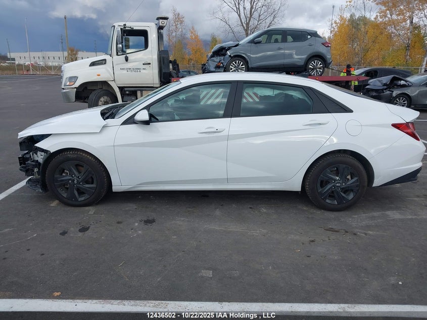 KMHLM4AG6PU418002 2023 HYUNDAI ELANTRA photo no. 14