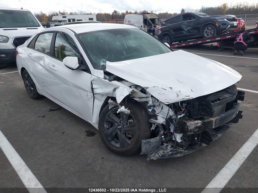 KMHLM4AG6PU418002 2023 HYUNDAI ELANTRA photo no. 11
