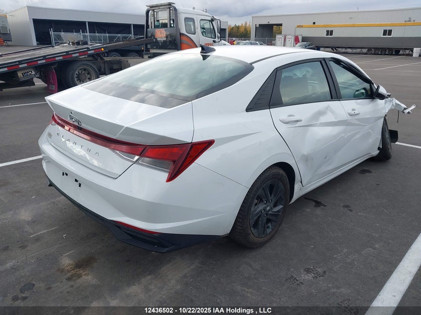 KMHLM4AG6PU418002 2023 HYUNDAI ELANTRA photo no. 4