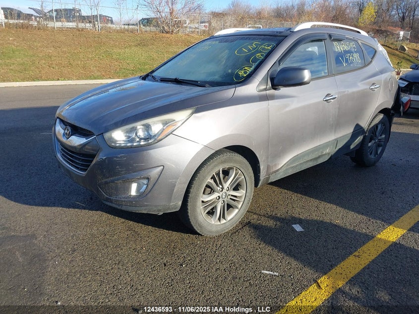KM8JU3AG0FU976198 2015 HYUNDAI TUCSON photo no. 2