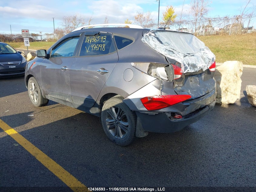 KM8JU3AG0FU976198 2015 HYUNDAI TUCSON photo no. 3