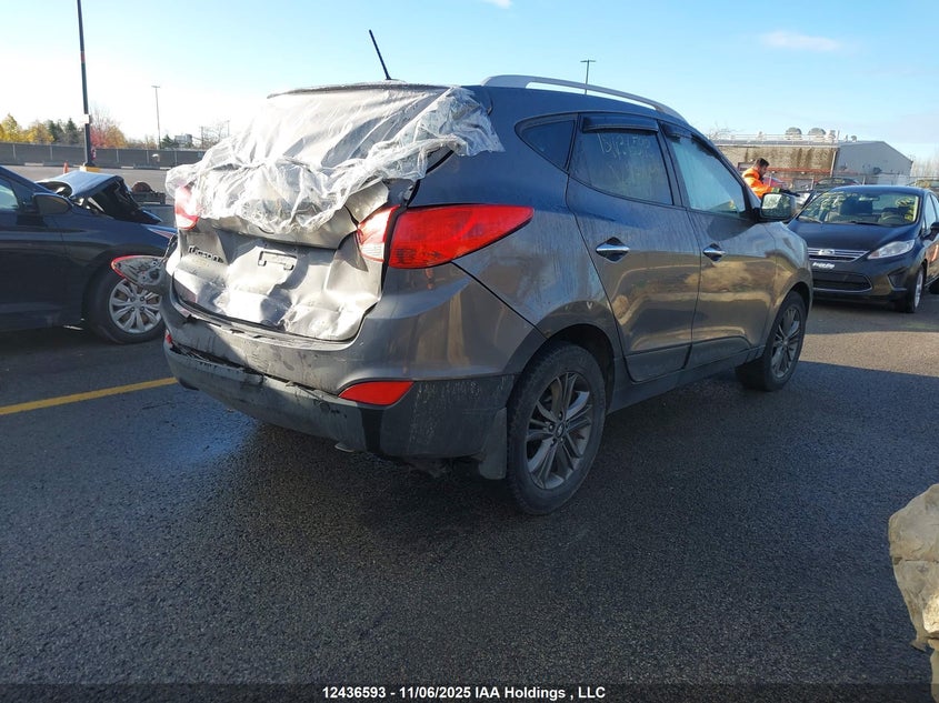 KM8JU3AG0FU976198 2015 HYUNDAI TUCSON photo no. 4