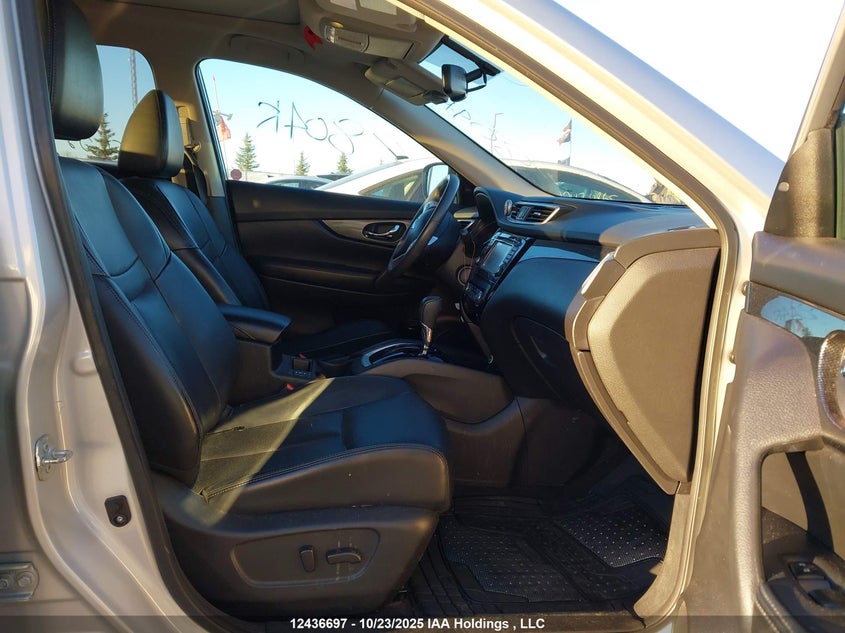 5N1AT2MV6FC832362 2015 NISSAN ROGUE photo no. 5