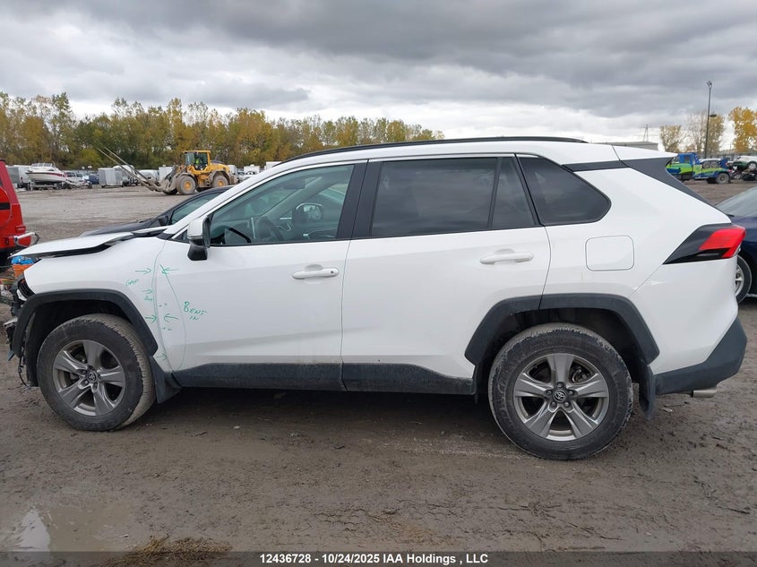 2T3R1RFV2RC469466 2024 TOYOTA RAV 4 photo no. 15