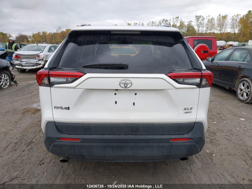2T3R1RFV2RC469466 2024 TOYOTA RAV 4 photo no. 17