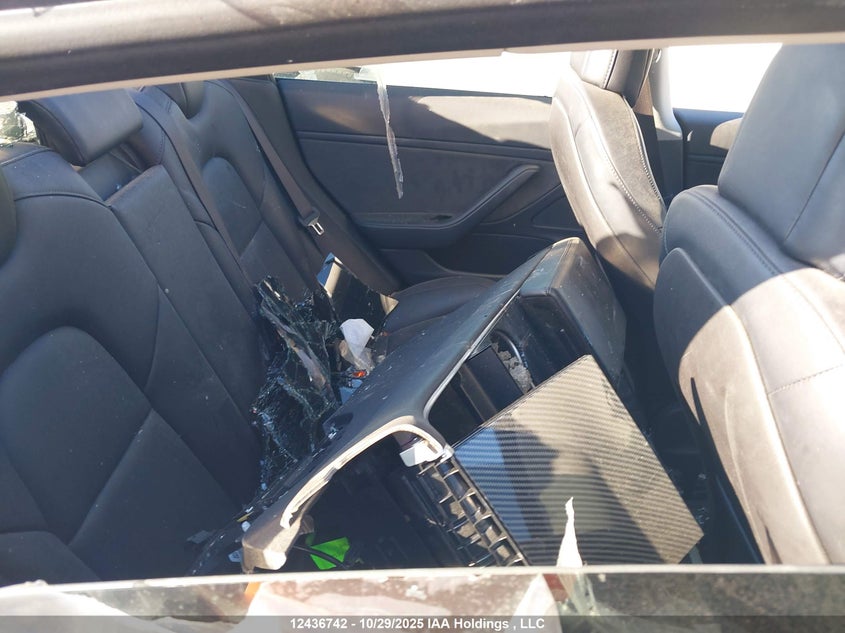 2018 Tesla Model 3 Long Range/Performance VIN: 5YJ3E1EB0JF110256 Lot: 12436742