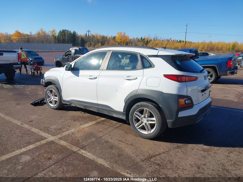 KM8K12AA8JU187521 2018 HYUNDAI KONA photo no. 3