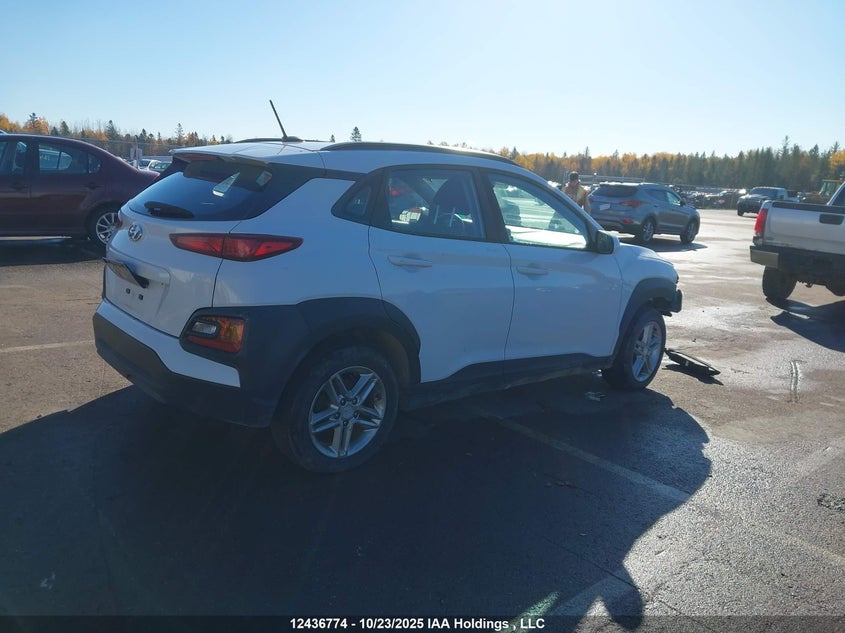 KM8K12AA8JU187521 2018 HYUNDAI KONA photo no. 4