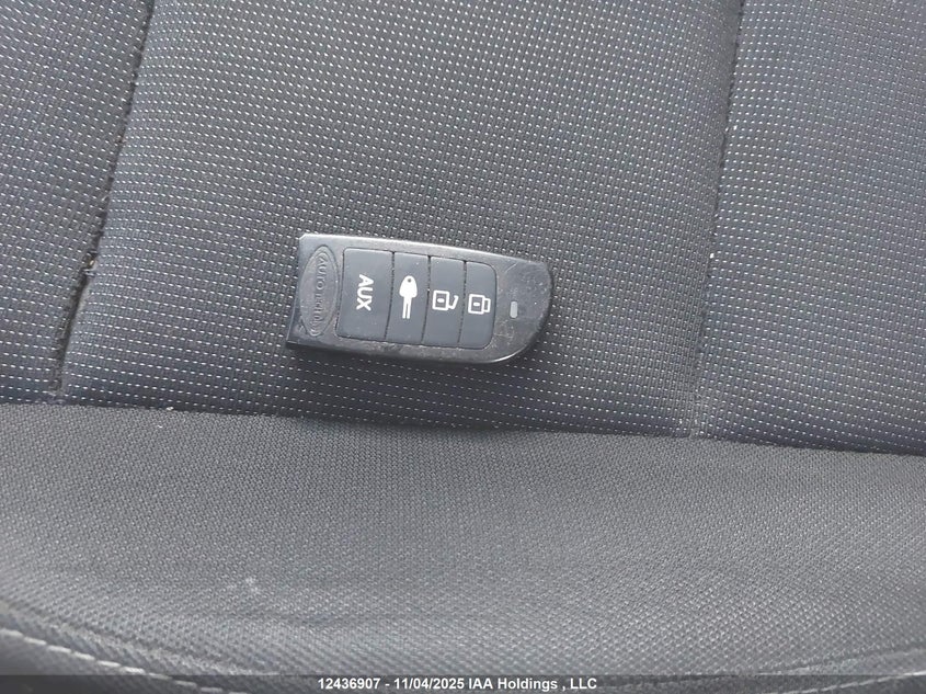 3KPA35AB0JE008455 2018 KIA RIO photo no. 11