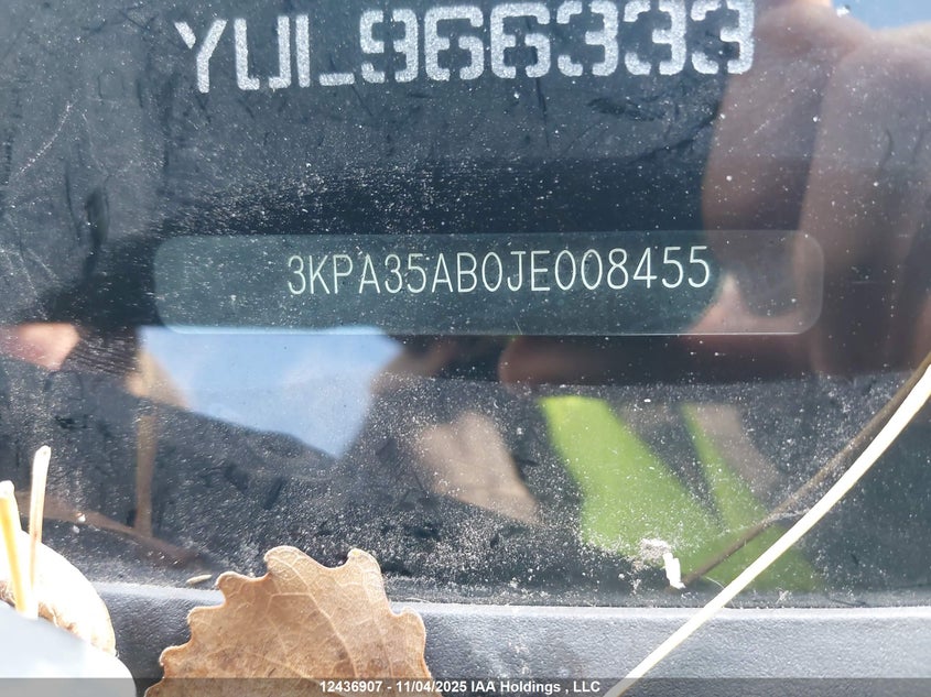 3KPA35AB0JE008455 2018 KIA RIO photo no. 19