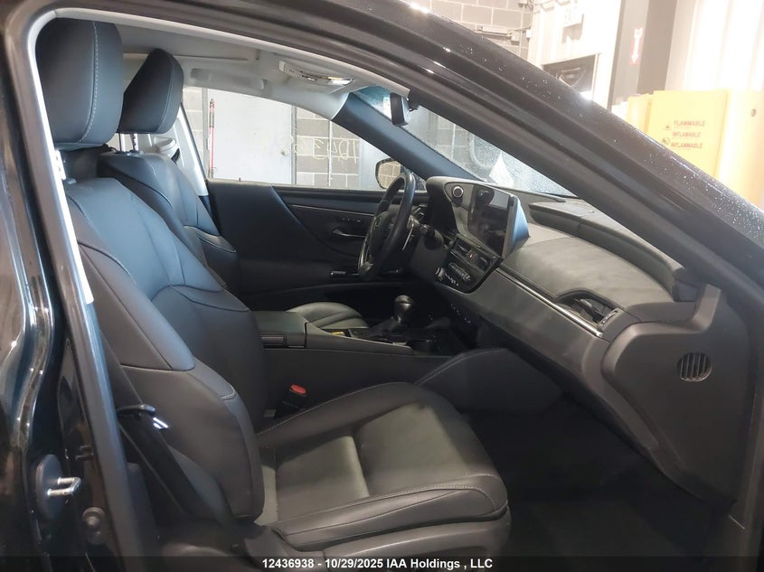 58ADZ1B17PU139732 2023 LEXUS ES photo no. 5