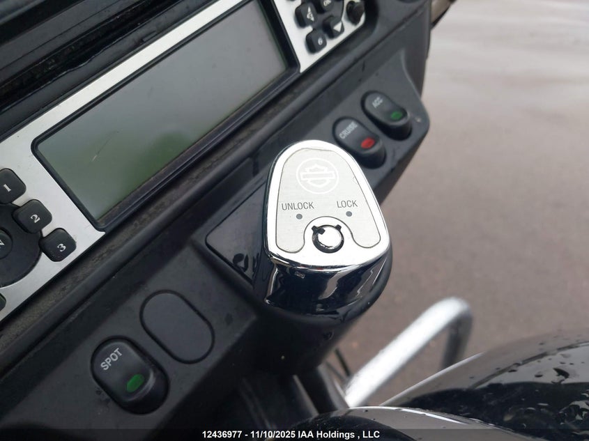 2008 Harley-Davidson Flht Classic VIN: 5HD1FF4178Y687300 Lot: 12436977