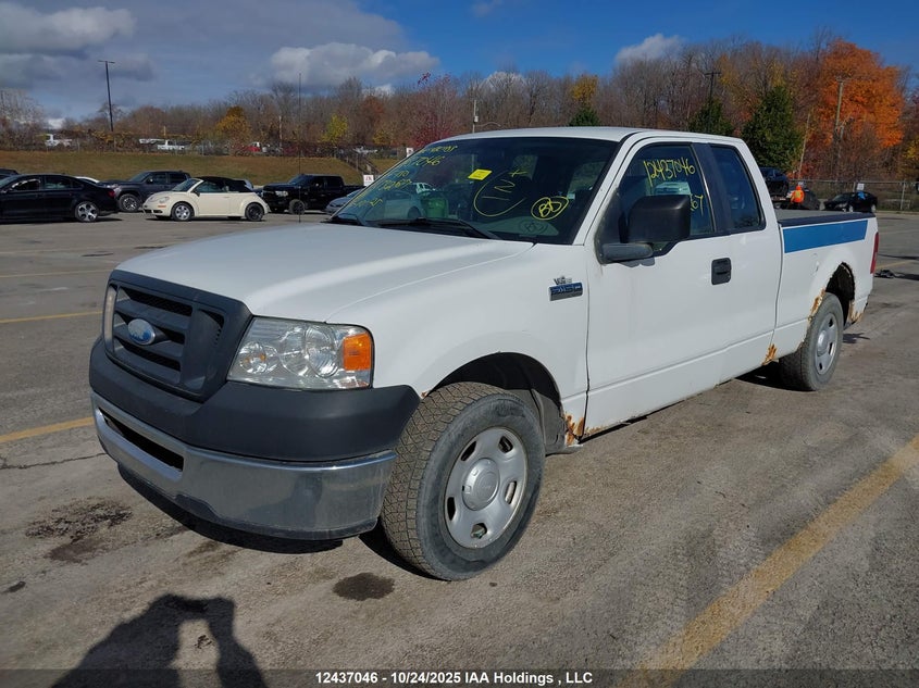 1FTRX12W38FC13267 2008 FORD F-150 photo no. 2