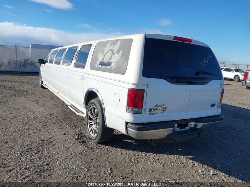 1FMNU40S02ED22027 2002 FORD EXCURSION photo no. 3