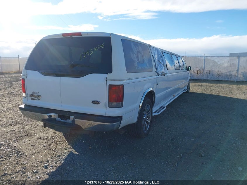 1FMNU40S02ED22027 2002 FORD EXCURSION photo no. 4