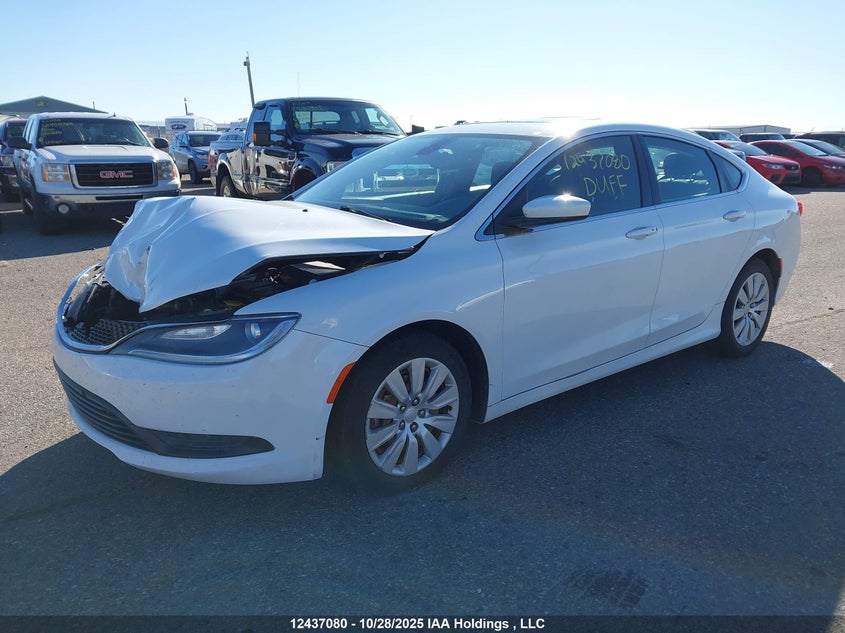 1C3CCCFB2FN610142 2015 CHRYSLER 200 photo no. 2