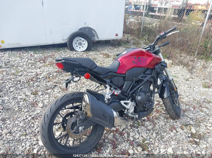 MLHNC5563K5000147 2019 HONDA CB photo no. 4