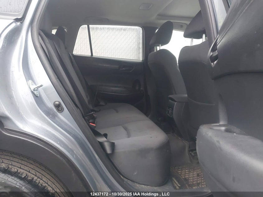 2022 Toyota Corolla Cross Le VIN: 7MUBAABG9NV020215 Lot: 12437172