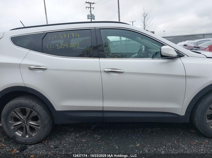 5XYZT3LB2GG309762 2016 HYUNDAI SANTA FE photo no. 14