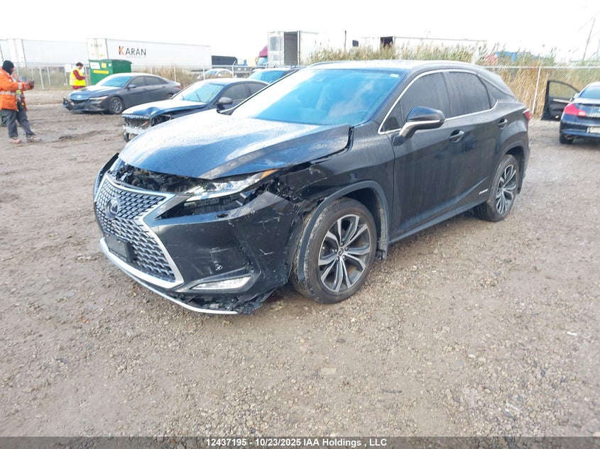 2T2JGMDA1NC080394 2022 LEXUS RX photo no. 2