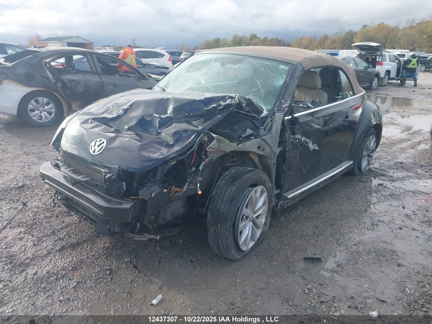 3VW507AT2GM819541 2016 VOLKSWAGEN BEETLE photo no. 6