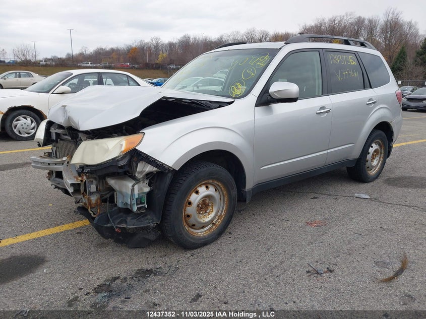 JF2SHCDC1BH777641 2011 SUBARU FORESTER photo no. 2