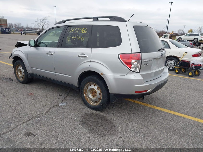 JF2SHCDC1BH777641 2011 SUBARU FORESTER photo no. 3
