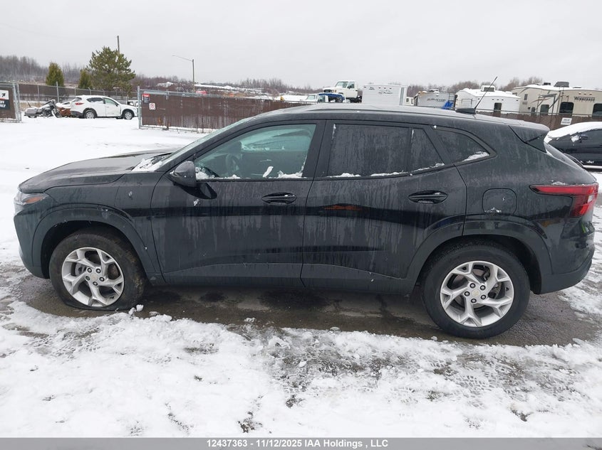 2025 Chevrolet Trax Ls Fwd VIN: KL77LFE26SC104512 Lot: 12437363