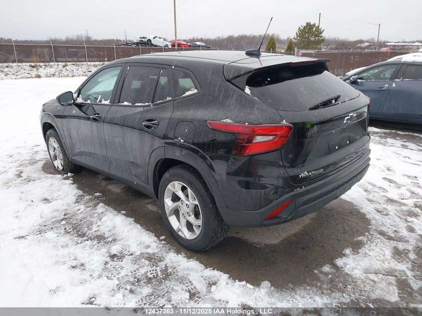 KL77LFE26SC104512 2025 CHEVROLET TRAX photo no. 3