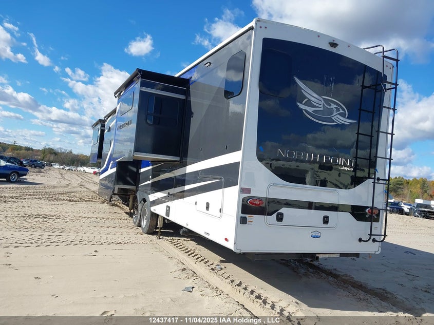 1UJCD0BV2S1LF0099 2025   photo no. 3