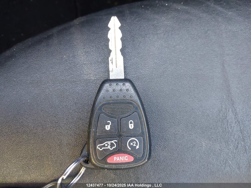 2013 Chrysler 200 Limited VIN: 1C3CCBCG8DN608886 Lot: 12437477