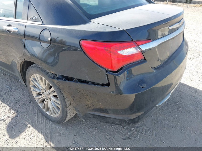 2013 Chrysler 200 Limited VIN: 1C3CCBCG8DN608886 Lot: 12437477