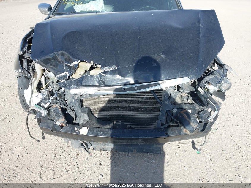 2013 Chrysler 200 Limited VIN: 1C3CCBCG8DN608886 Lot: 12437477