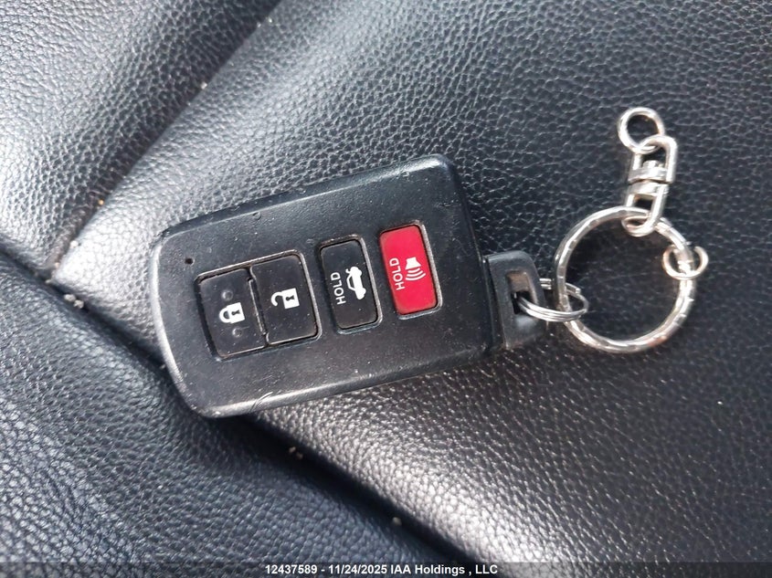 2014 Toyota Corolla VIN: 2T1BURHE3EC004817 Lot: 12437589