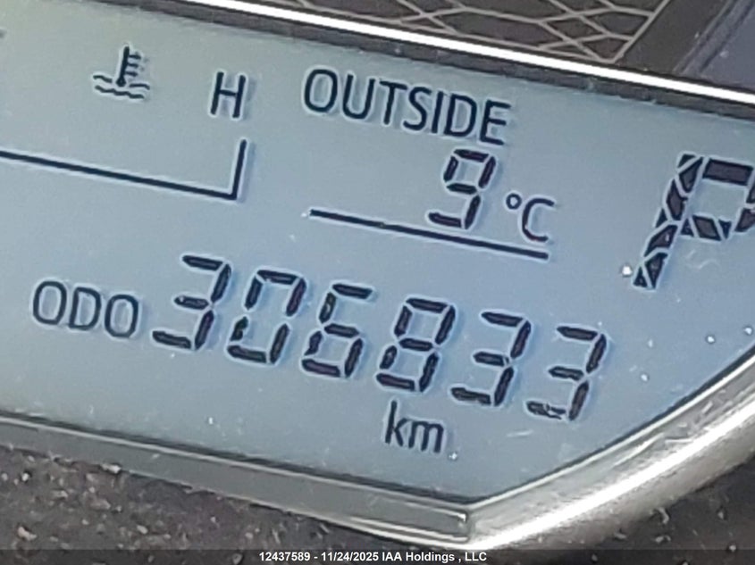 2014 Toyota Corolla VIN: 2T1BURHE3EC004817 Lot: 12437589