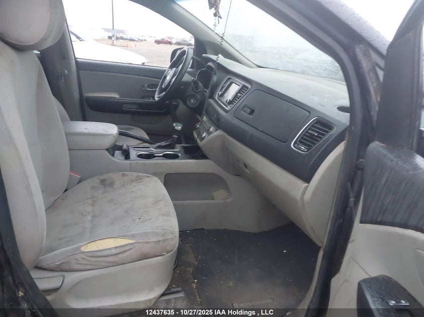 KNDMA5C14K6482634 2019 KIA SEDONA photo no. 5