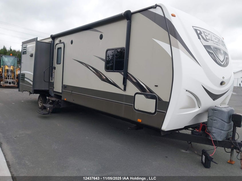 4V0TC3328GB027776 2016 Crossroads auction photo 1