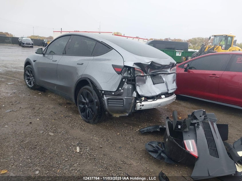 LRWYGDFDXRC662578 2024 TESLA MODEL Y photo no. 3