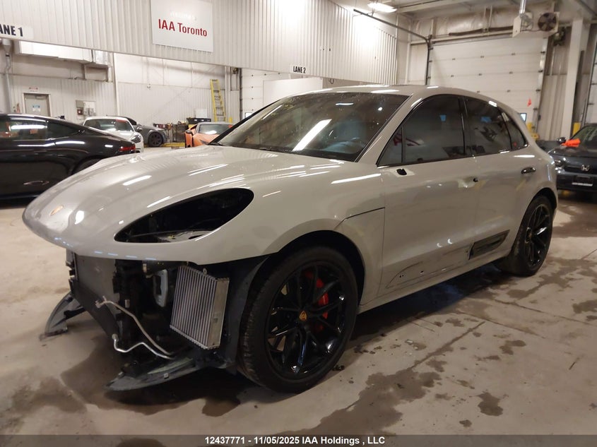 WP1AF2A59SLB50004 2025 PORSCHE MACAN photo no. 2