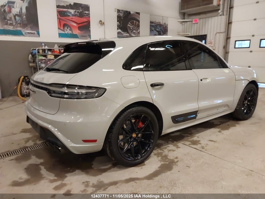 WP1AF2A59SLB50004 2025 PORSCHE MACAN photo no. 4