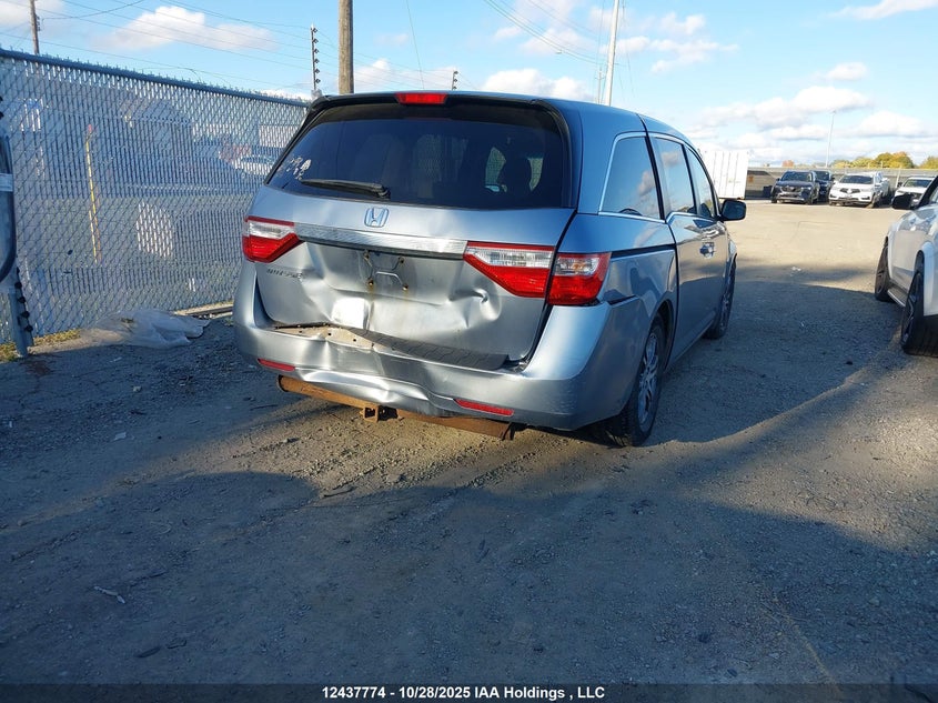 5FNRL5H41BB504600 2011 HONDA ODYSSEY photo no. 4
