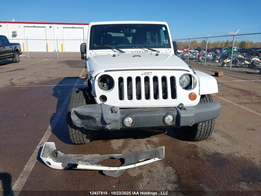 2013 Jeep Wrangler Unlimited Sahara VIN: 1C4BJWEG1DL510599 Lot: 12437810