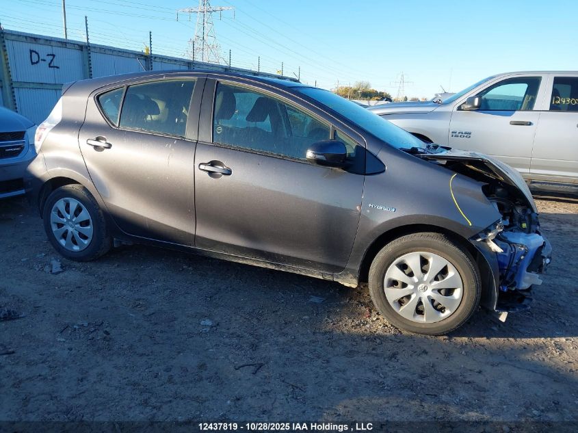 2014 Toyota Prius C VIN: JTDKDTB38E1572375 Lot: 12437819