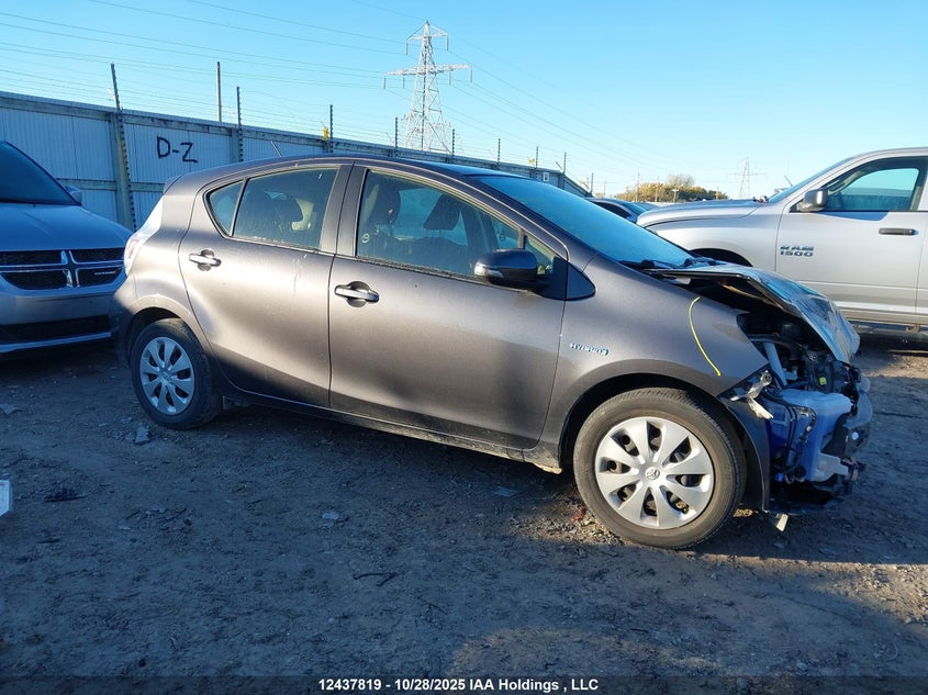 JTDKDTB38E1572375 2014 Toyota Prius C auction photo 1