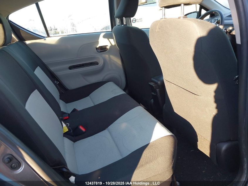 2014 Toyota Prius C VIN: JTDKDTB38E1572375 Lot: 12437819