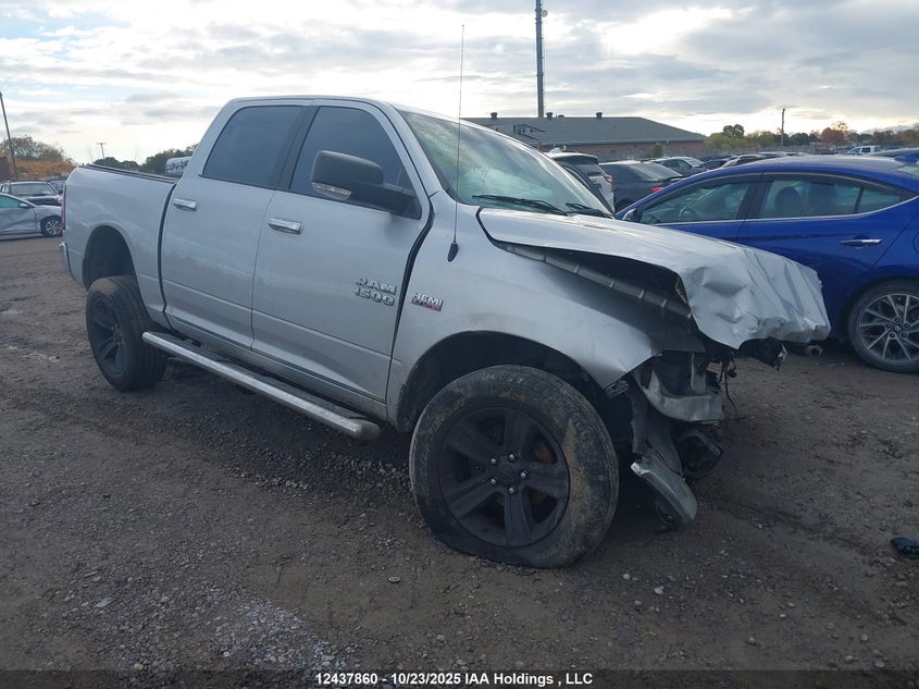 1C6RR7LT1JS346860 2018 RAM 1500 photo no. 24