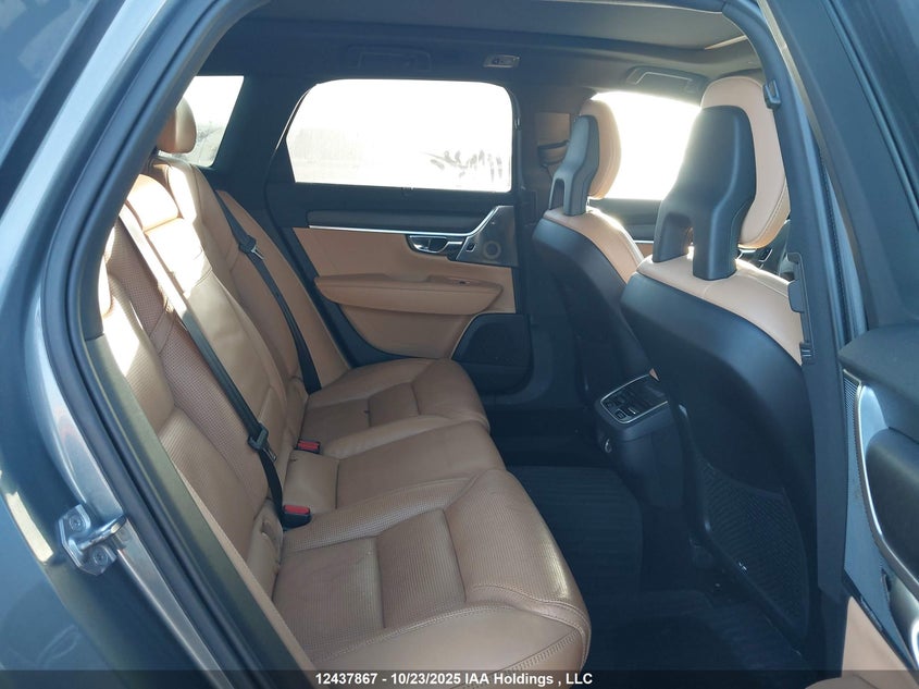 YV4A22NL3H1000963 2017 VOLVO V90 CROSS COUNTRY photo no. 8